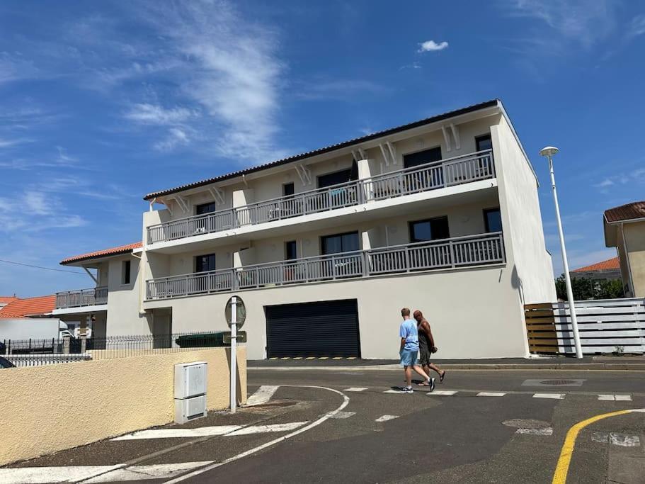 Tres Bel Appartement Neuf - Parking Et Terrasse Biscarrosse Exterior foto